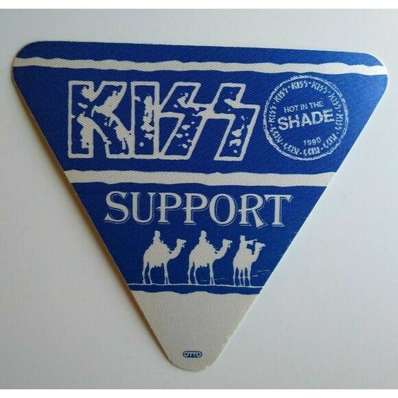 KISS Hot In The Shade Cloth Fabric Backstage Pass Original Hard Rock 1990 Blue - Picture 1 of 3